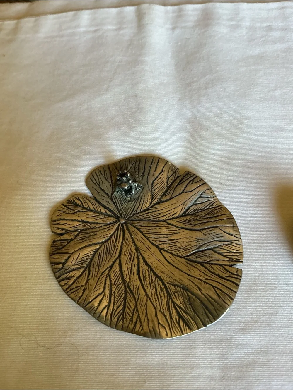 N/A bronze tone